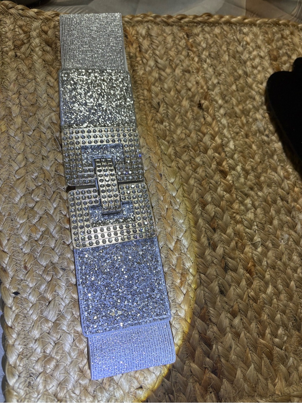 Silver Glitter Elastic Women’s Belt with Decorative Buckle